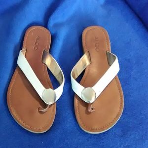 ⏳ 👟 🌞 Aldo Sandals 7